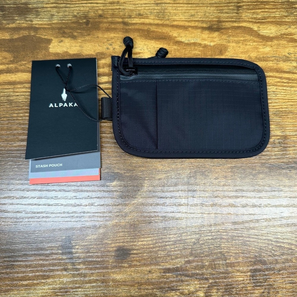ALPAKA Stash Pouch Black Axoflux 210D Minimalist EDC Card Wallet AD010890118